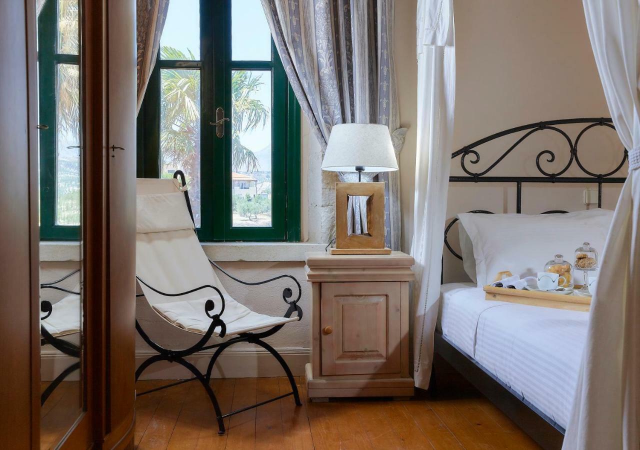 Castello Villa Daphnes - Private Pool & Whirlpool Dhafnes Luaran gambar