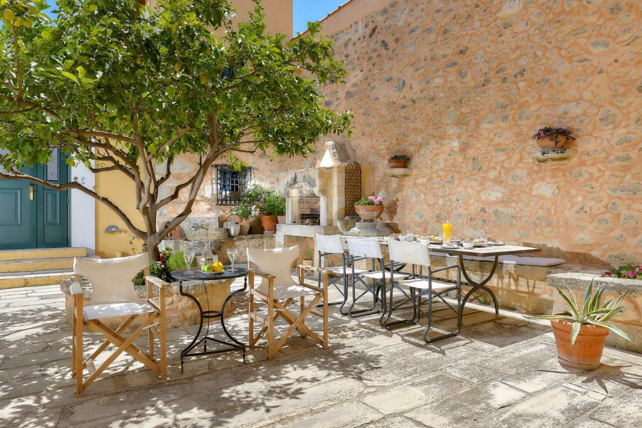 Castello Villa Daphnes - Private Pool & Whirlpool Dhafnes Luaran gambar