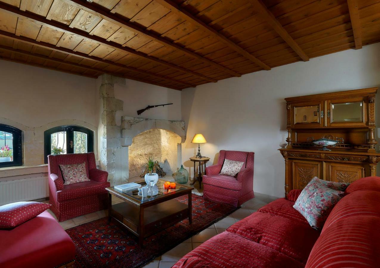 Castello Villa Daphnes - Private Pool & Whirlpool Dhafnes Luaran gambar
